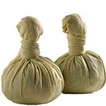 Pottali : panchakarma for slip disc